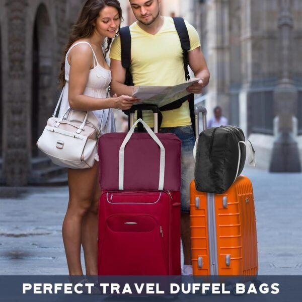 Sweetude 36 Pcs Foldable Travel Duffel Bag Bulk Carry Luggage Bag with Trolley Sleeve, Waterproof Bag Lightweight Weekender Bag for Homeless Donations Sport, Gym, Vacation - Image 4