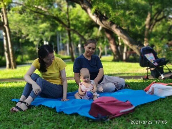 Orga'Neat Pocket Blanket -Compact Picnic Blanket, Beach Blanket Sandproof, 55”x60” Packable Lightweight Fast Dry Small Tarp Mat for Hiking Concert Travel Festivals, Water-Resistant, Fit in Small Bag - Image 5