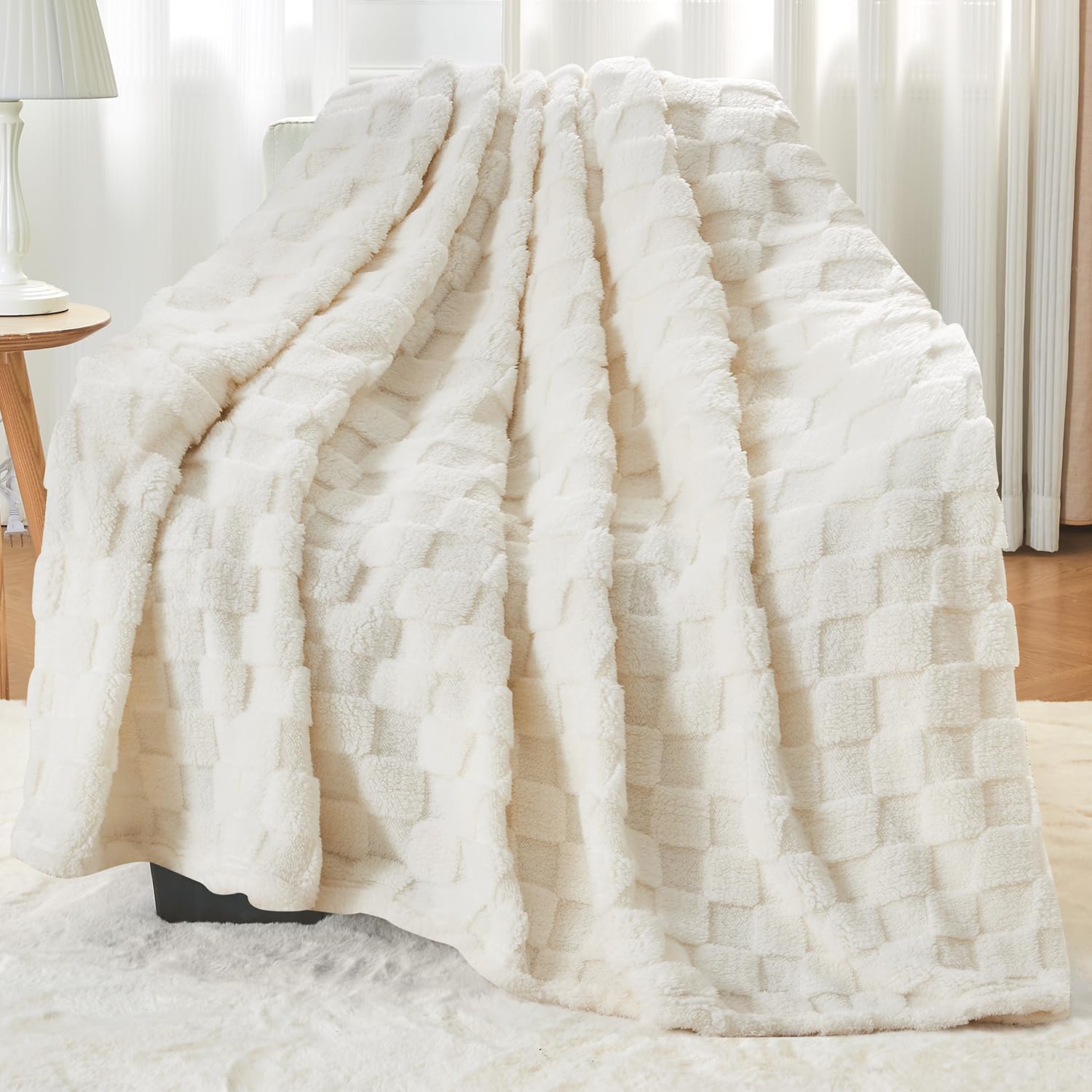 Kaisa Soft Cozy Fall Blankets, Premium Fleece 3D Checkered Blanket for Couch Sofa Bed, Lightweight Plush Cozy Warm Throws for Travel Office Home Decor, Cute Blankets, 50"x60", Cream White