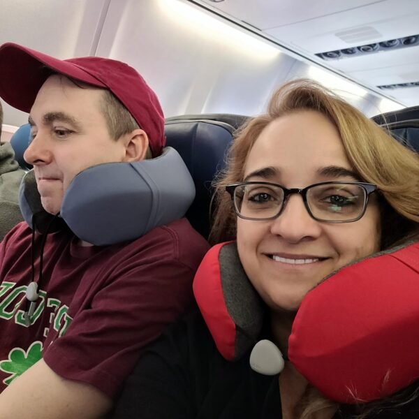 Neck Pillow Travel Neck Pillow with Adjustable Buckle, Phone Pocket Say Goodbye to Neck Pain! Perfect for Flight, Work, or Car. Includes Storage Bag, Eye Mask, and Ear Plug (Red/Gray) - Image 3