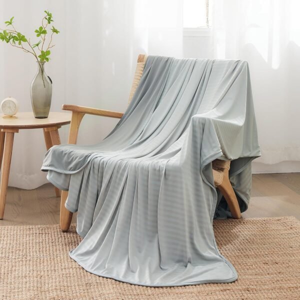 JOOJA Cooling Blanket for Hot Sleepers Queen Size Double Sided Ultra Cold Effect Cool Blanket for Adults Kids Pet Dogs Grey 90x90 Inches - Image 7