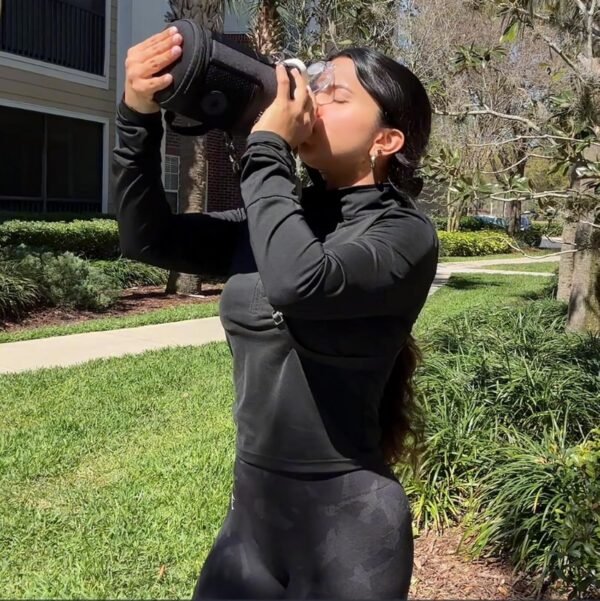 GiNT 37oz Dog Water Bottle, Insulated Dog Travel Water Bottle, Stainless Steel Human and Pet Water Bottle Dispenser Portable Water Bowl for Dogs with Carrying Case for Walking Dog Canteen Travel Kit - Image 7