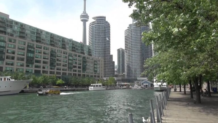 City Tour – TORONTO July 2014…